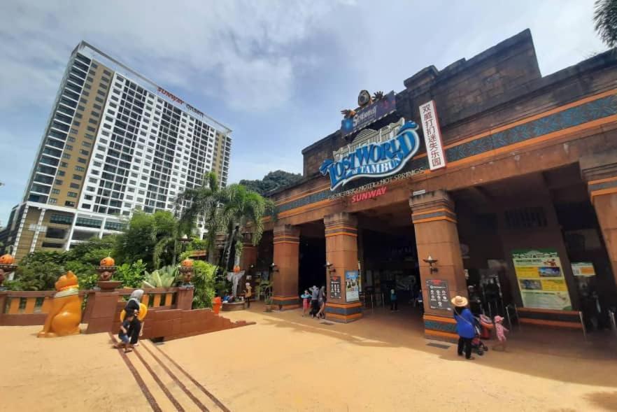 Hotspring 2 Room 1512 Suite Sunway Onsen With Theme Park View 4 Pax تامبون المظهر الخارجي الصورة