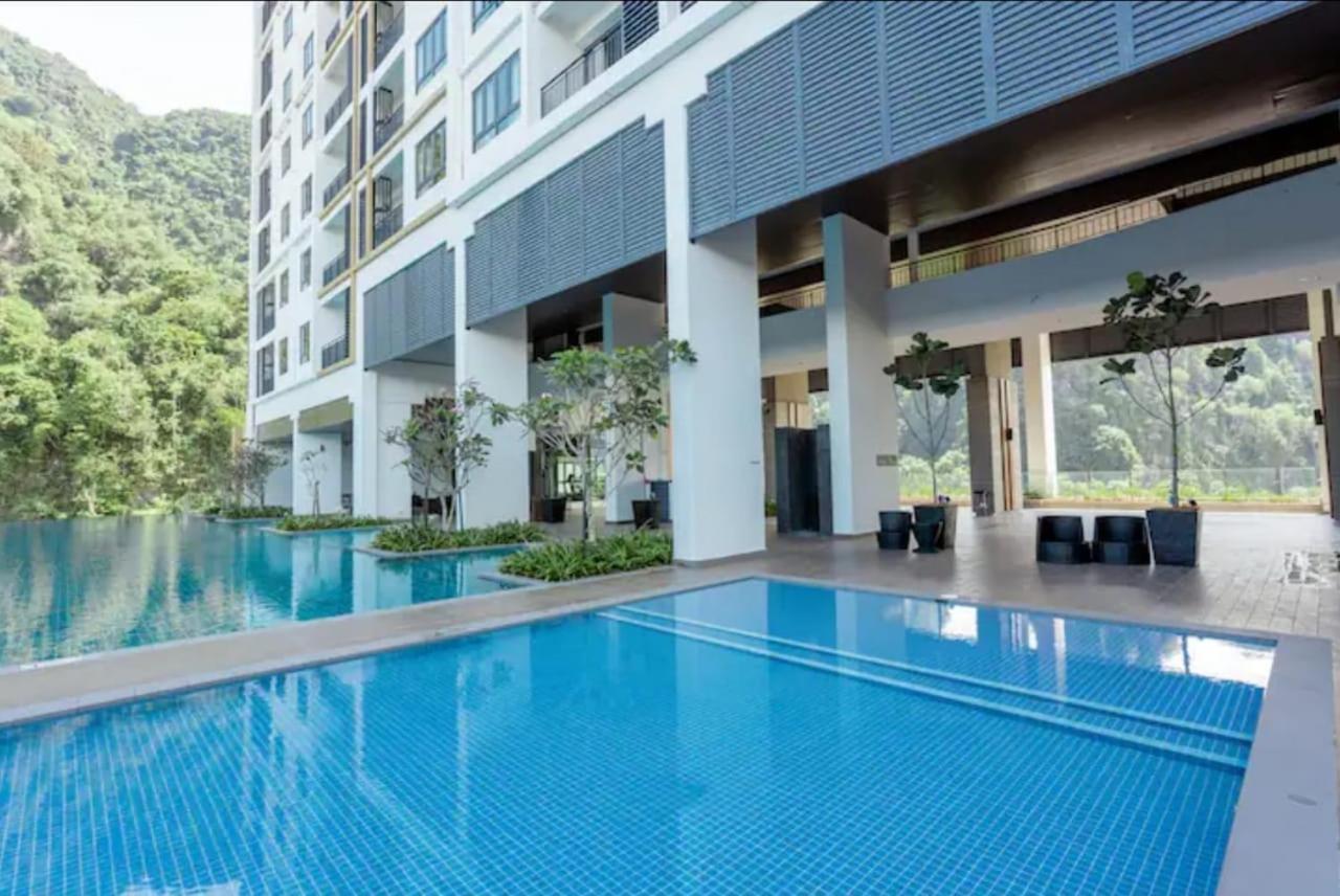 Hotspring 2 Room 1512 Suite Sunway Onsen With Theme Park View 4 Pax تامبون المظهر الخارجي الصورة